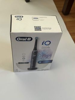 (New) Oral B iO Series 7 Rechargeable Toothbrush
