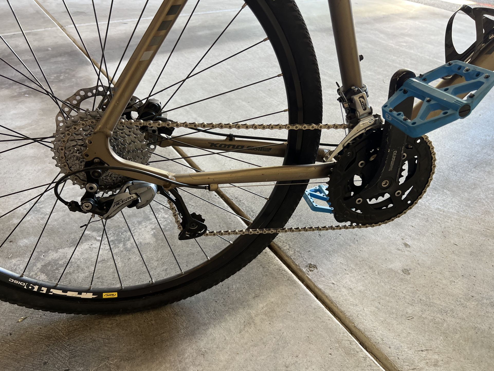 Kona Dew Plus