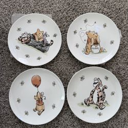 Lot Of 4 Small Winnie The Pooh Plates NEW 