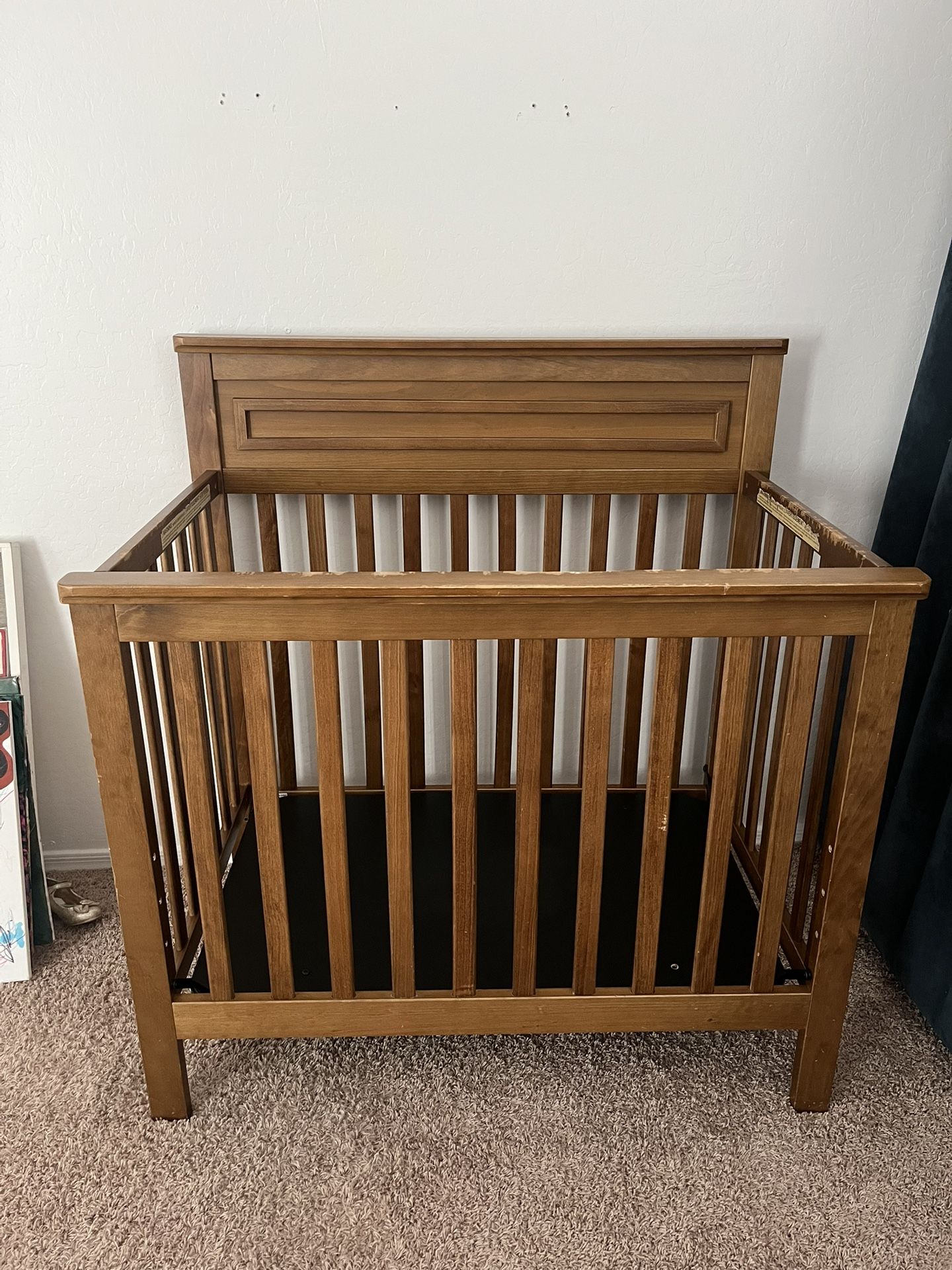 Baby crib (mini)