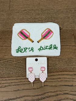 Pickleball Earrings & Zippered Change Purse - GREAT GIFT IDEA!