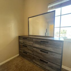 Bed Set Great Condition