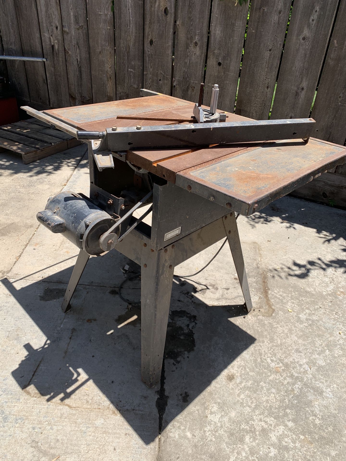 Craftsman Table Saw Works Great