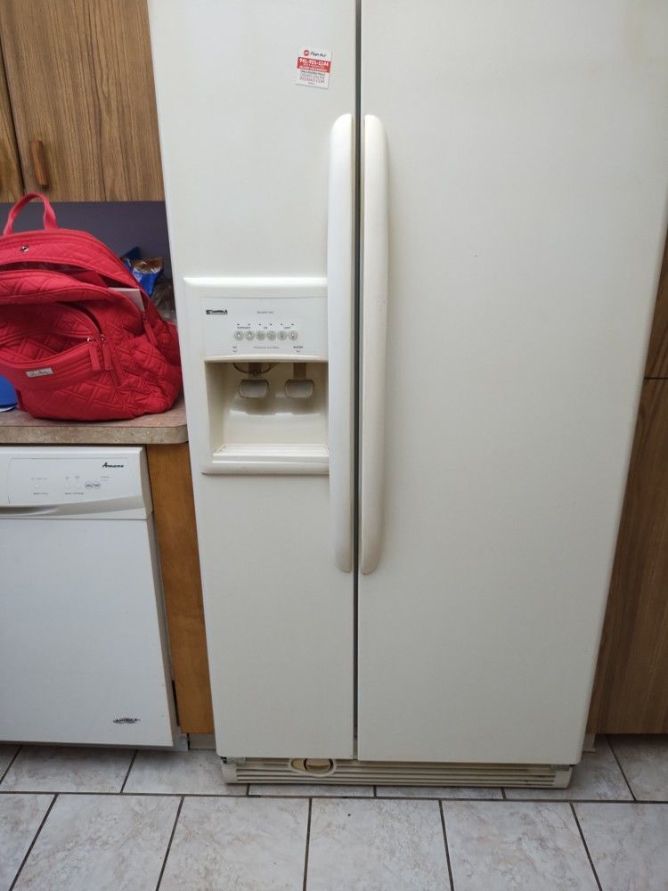 Kenmore Refrigerator 