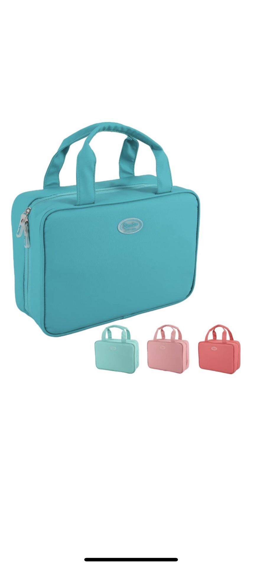 Large hanging travel bag