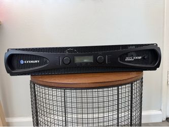 Crown XLS 1002 Amplifier