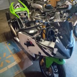 04 Zx6 Parts Only