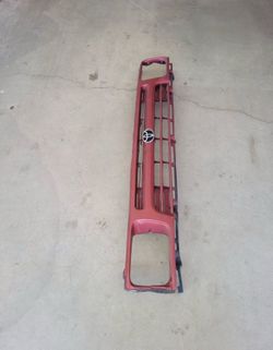 Toyota Pickup 94 Front Grill