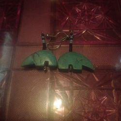 Vintage Homemade Turquoise Ant Eater? Earrings For Sale.