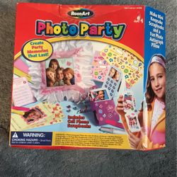 RoseArt Photo Party Crafts