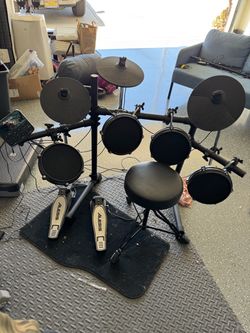 Alesis Nitro Electric Drum Kit