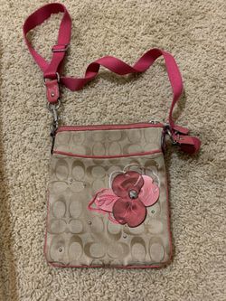 Authentic coach purse