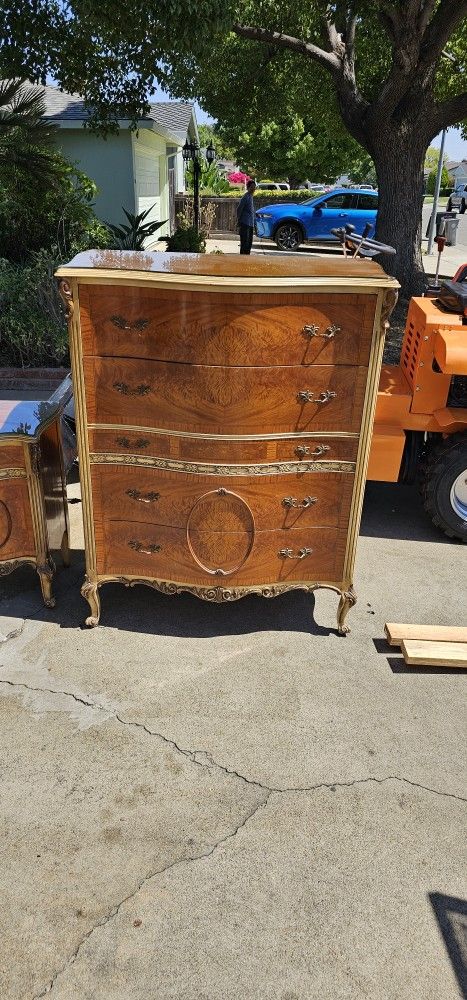 Dresser Side Table From The 1920s Made In France