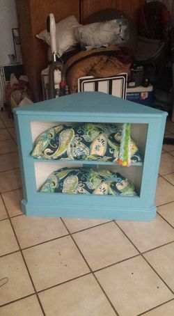 Hand painted cat bed