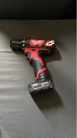 Milwaukee m12 drill