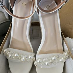 Beautiful Pearl Wedges 😍 