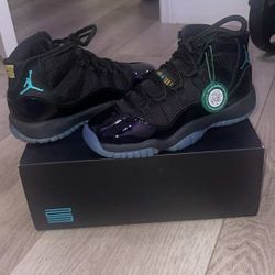 Jordan 11's Retro Blue Gamma Size 4.5 Youth