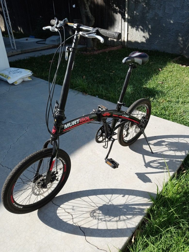 Folding Bike In Excellent Condition Tires Size 20"