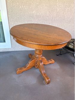 Solid wood oak table