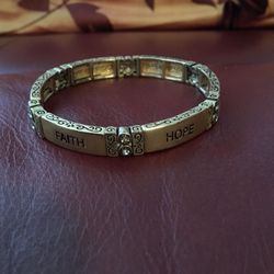 Gold costume jewelry bracelet