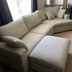 Thomasville Fabric Sectional Couch 