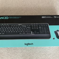 Logitech MK520 Wireless Keyboard And Mouse 