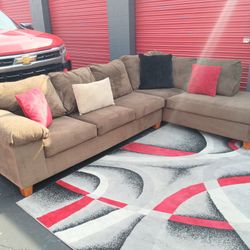 Sectional Sofa 