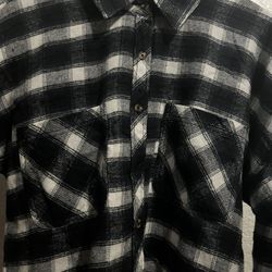 Black and White Plaid Cropped Flannel Shirt