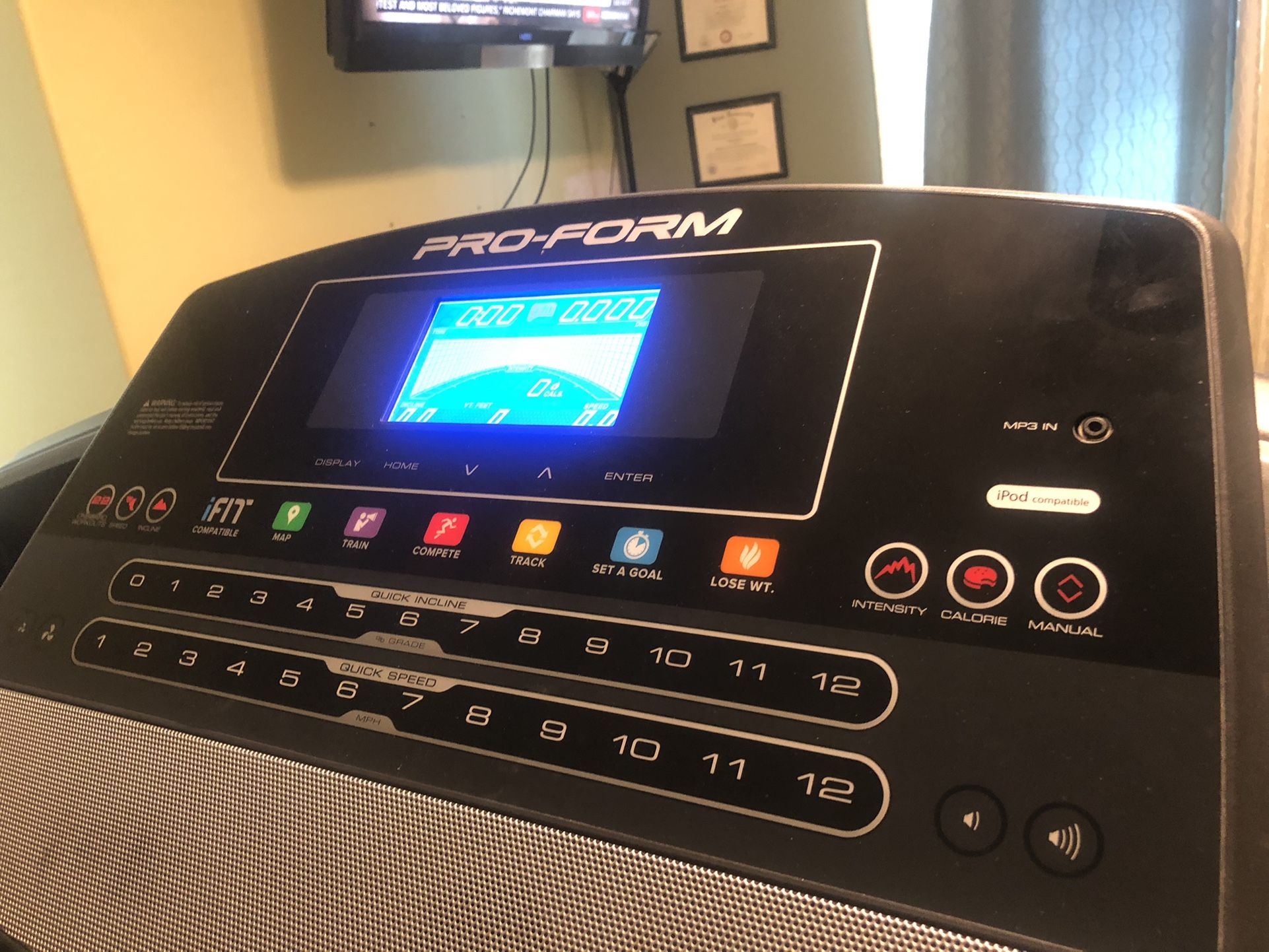Proform Performance 600c Treadmill With iFit for Sale in Mesa, AZ OfferUp
