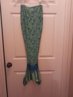 Girls Mermaid Tail Size for 8-10 year old