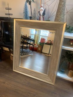 Beautiful 31” x 37” light natural wood and brushed silver/champagne framed large wall mirror