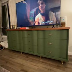 Refurbished Dresser 9 Drawers 