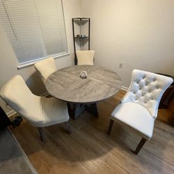 Round Table and chairs