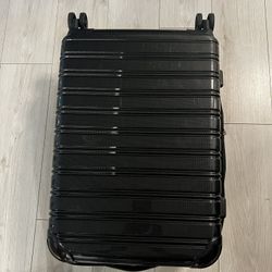 iFLY Hardside Fibertech Luggage 24" Checked Luggage, Black