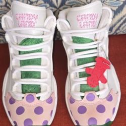 Allen Iverson’s
2021
Reebok Hasbro x Question Mid 'Candy Land