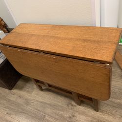 Antique Double Gated Drop leaf Table