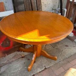 Dining Room Table 