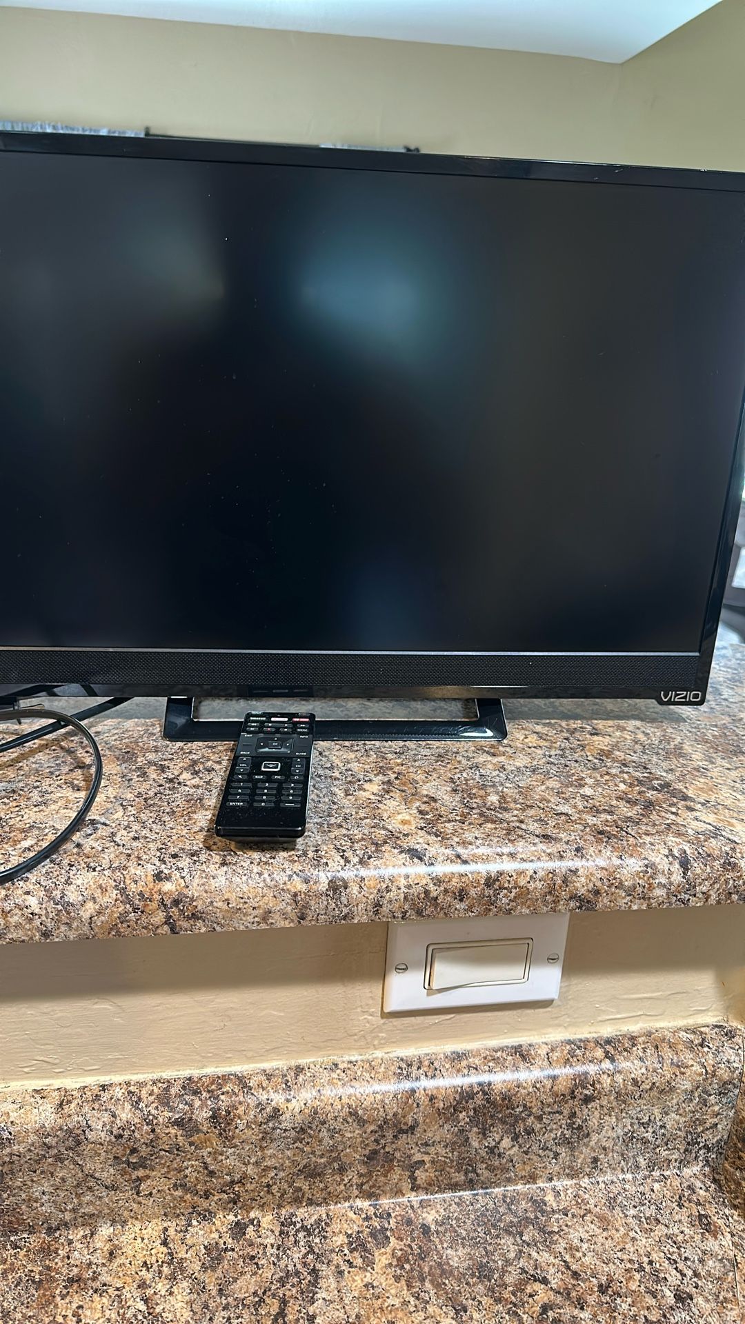 24’’ Smart Vizio TV