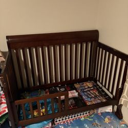 Davinci Kalani 4-in-1 Convertible Crib 