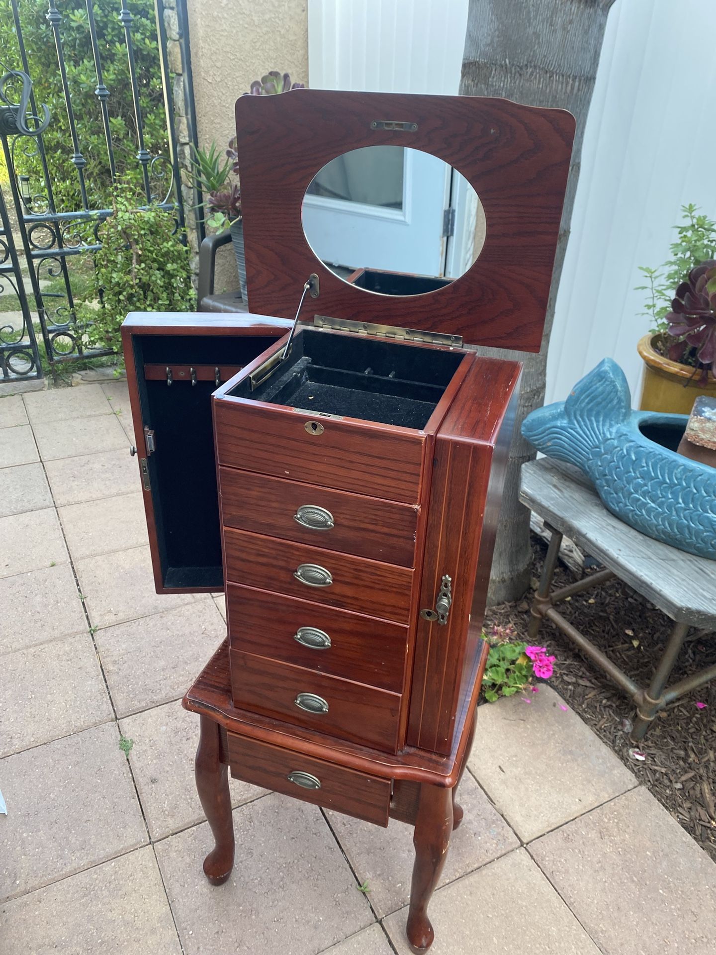 STAND UP CHERRY WOOD JEWELRY BOX