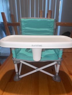 Summer infant Pop ‘N Sit portable booster seat