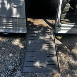 Handicap Wheelchair Van With Ramp 