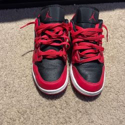 pink black Jordan 1 Lows