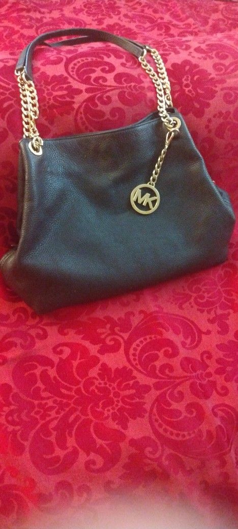 Nice ' Black Michael Kors Purse 
