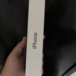 iPhone 15 Box 