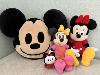 Lot of Disney Mickey Minnie Mouse Pillow Plush Stuffed Animals 