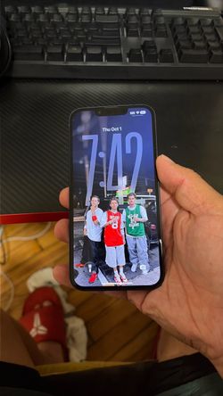iPhone 14