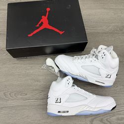 Jordan 5 Retro White Metallic (2026)