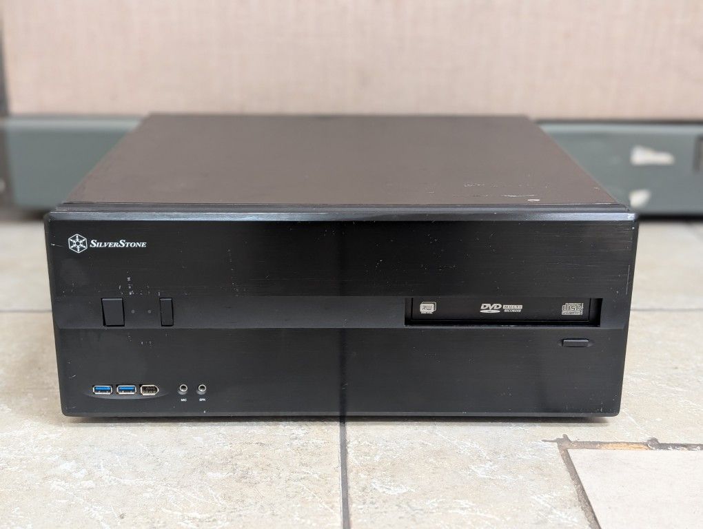 Silverstone ATX HTPC Home Theater Case With 430W Power Supply