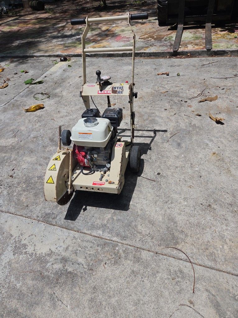 Concrete Saw